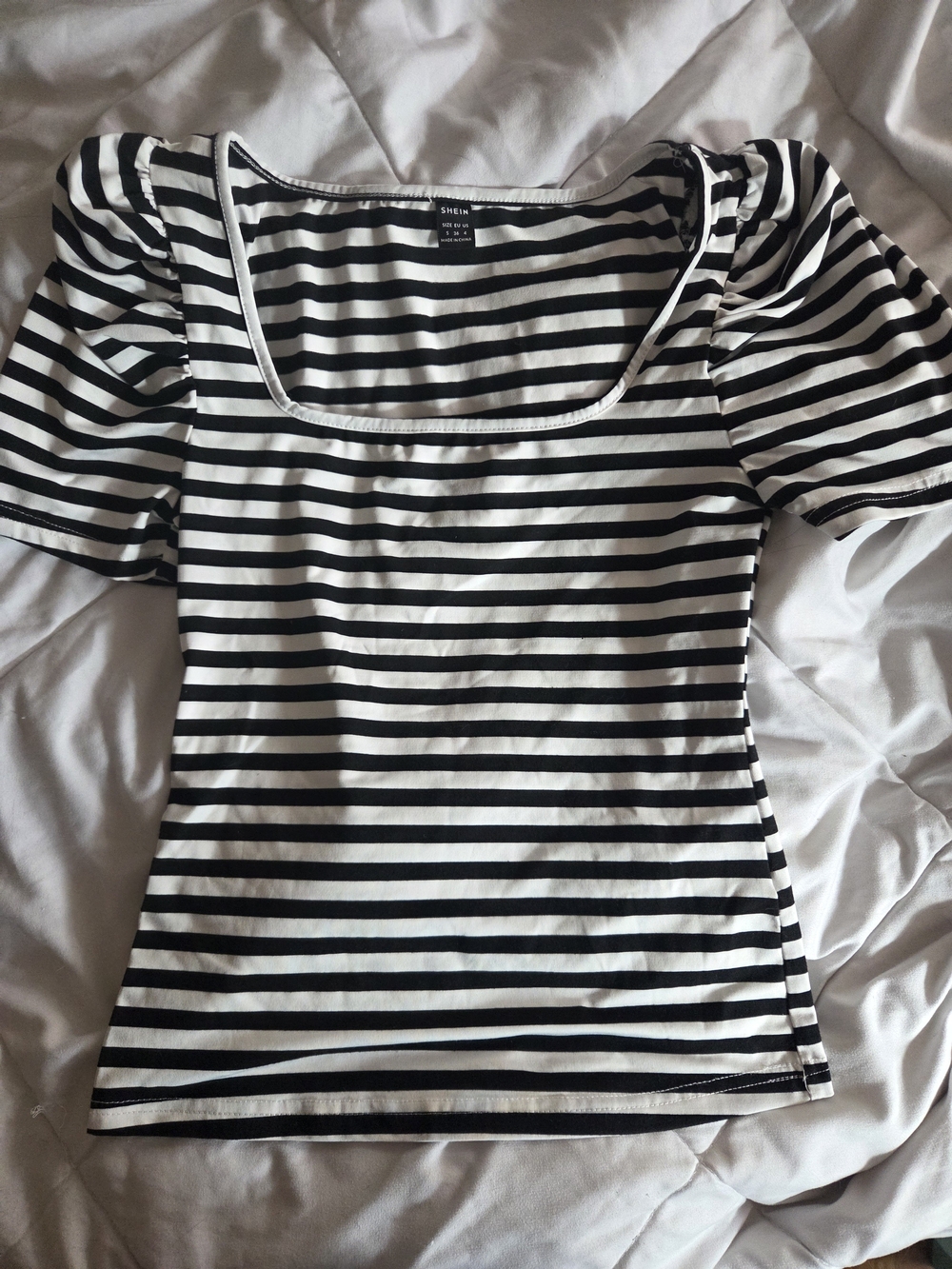 SHEIN Black & White Striped Square Neck Puff Sleeve Top
